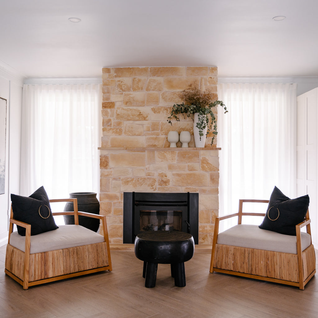 stone-cladding-fireplace-terrace-tiles-living-room-design